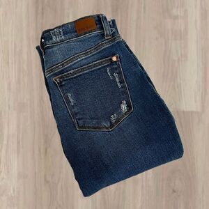 Judy Blue Slim Fit Jeans